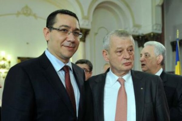 Ponta spune că variantele de candidatură la prezidenţiale din partea stângii pot fi el sau Oprescu